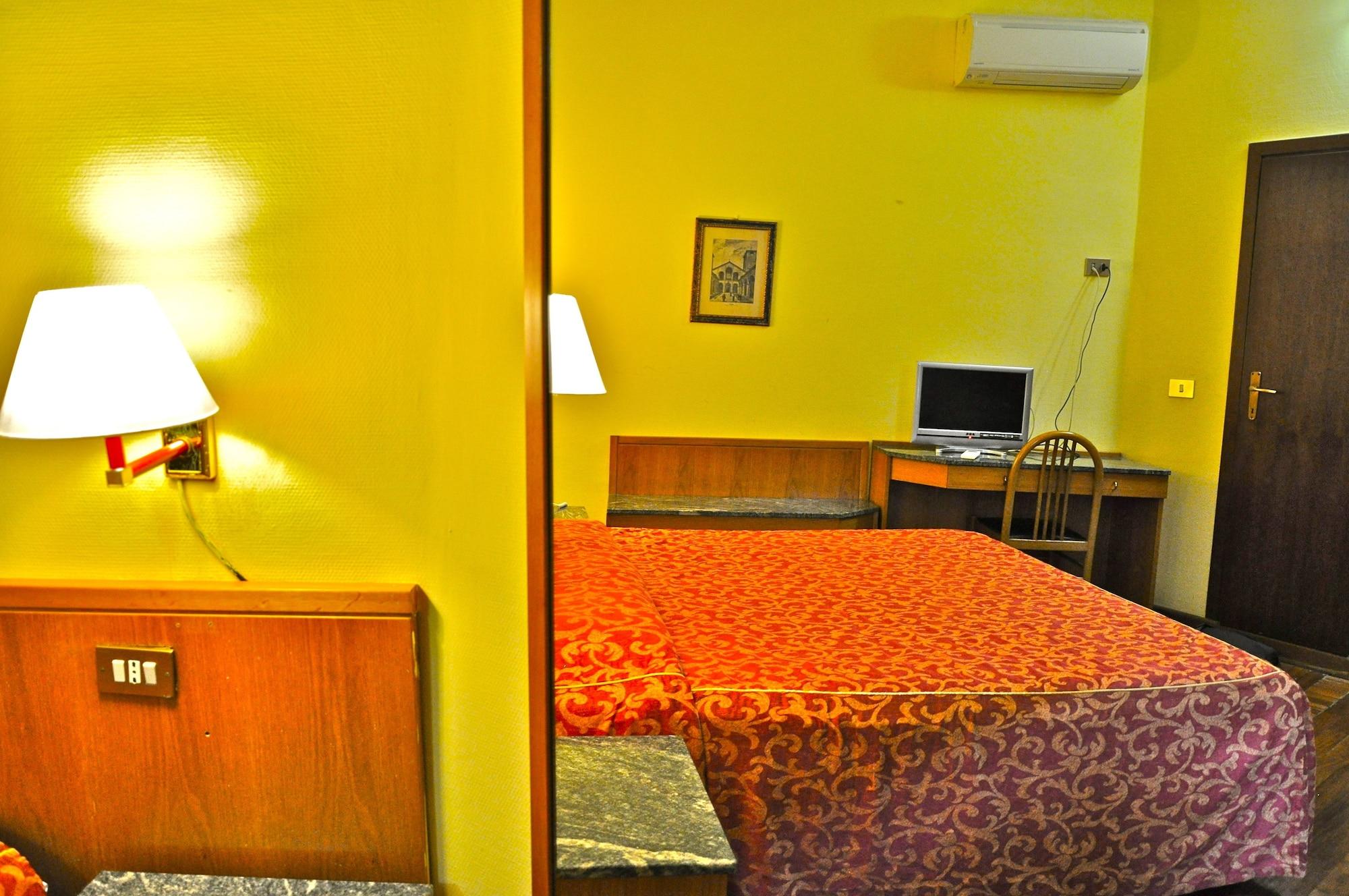 Hotel Vecchia Milano Exterior photo