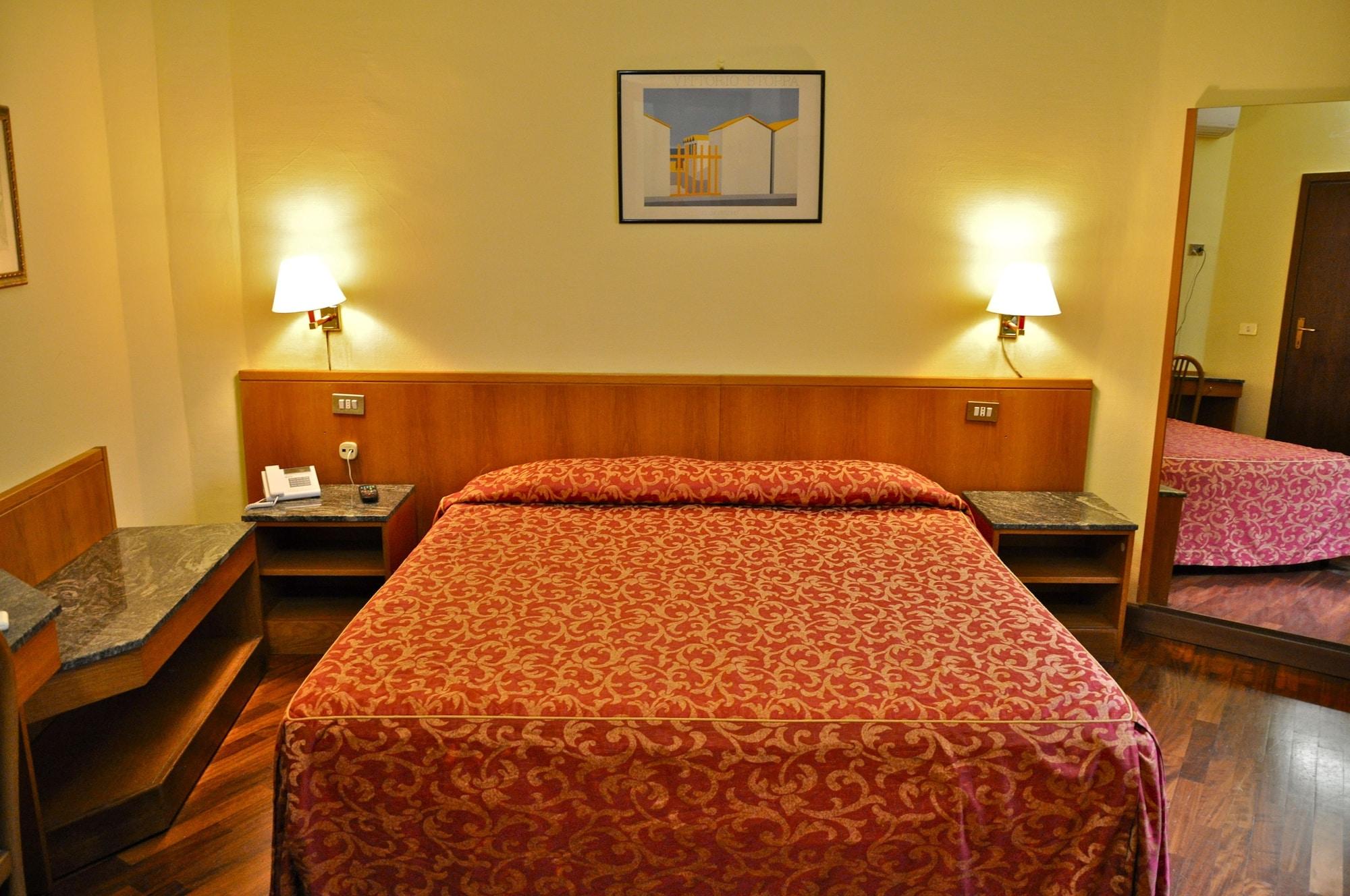 Hotel Vecchia Milano Exterior photo