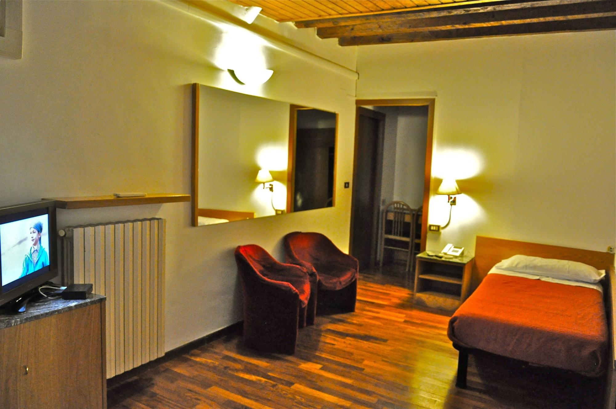 Hotel Vecchia Milano Exterior photo