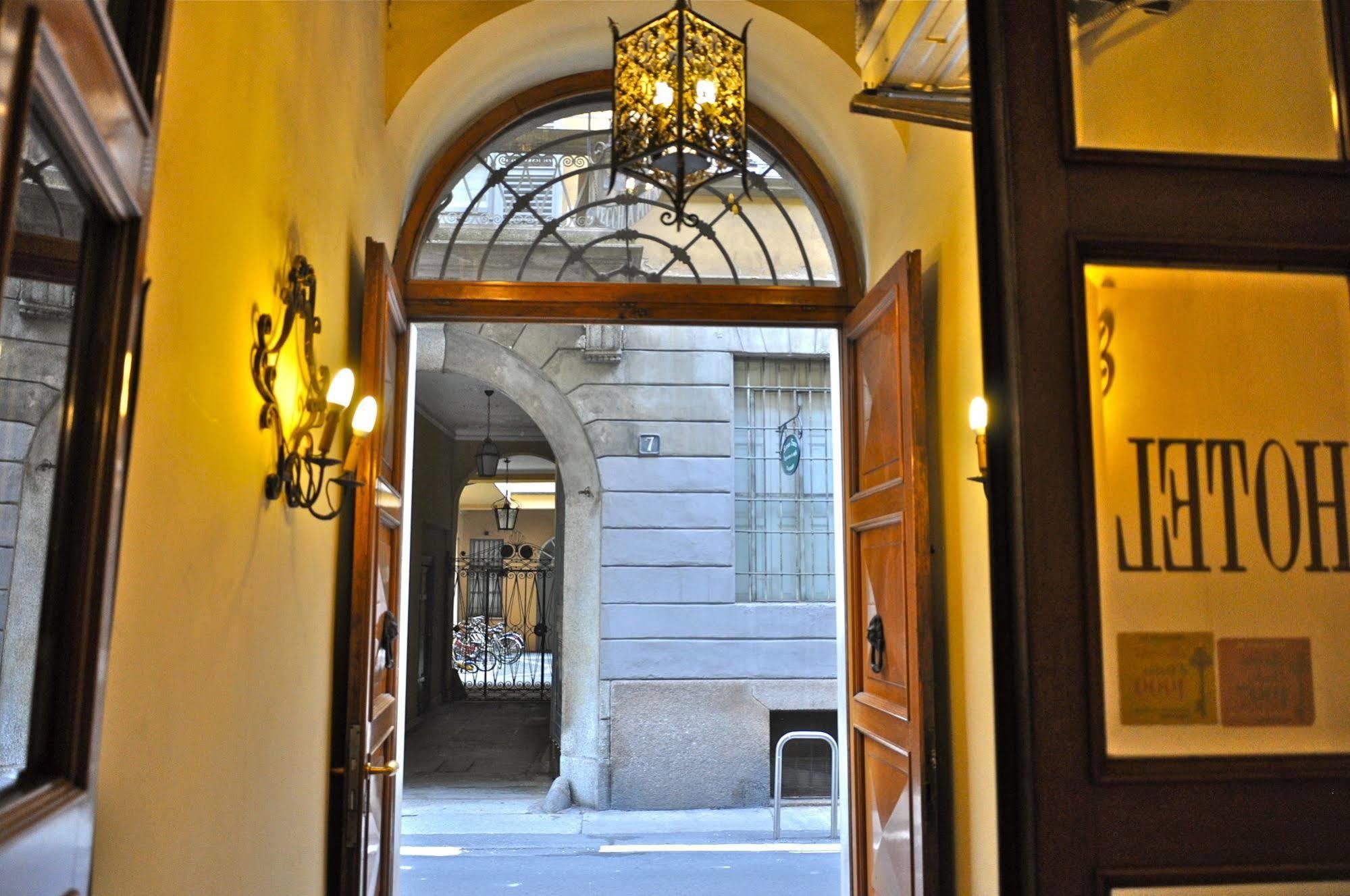 Hotel Vecchia Milano Exterior photo