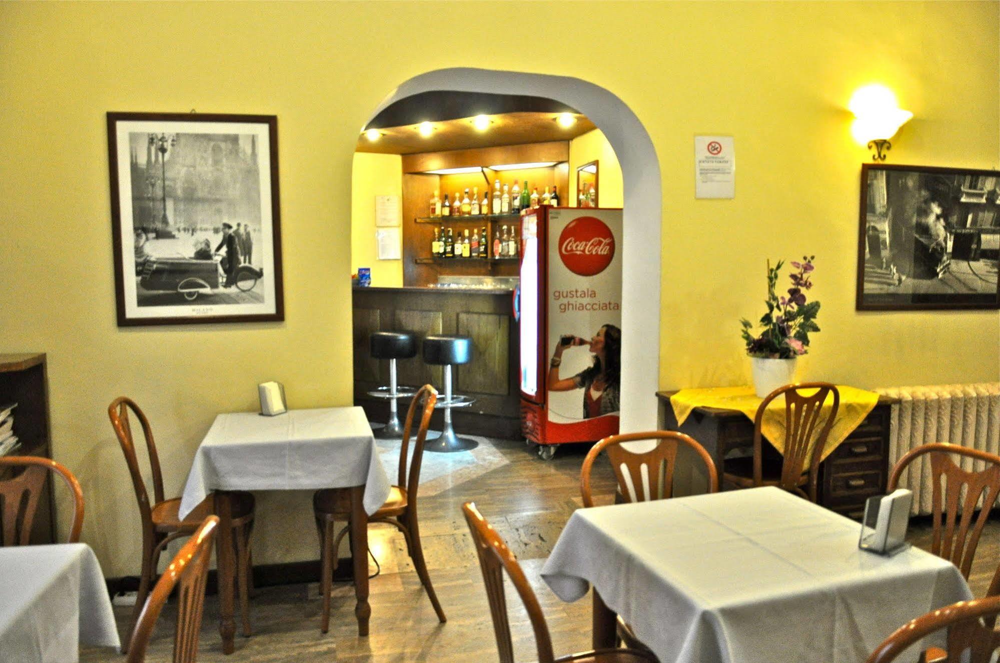 Hotel Vecchia Milano Exterior photo