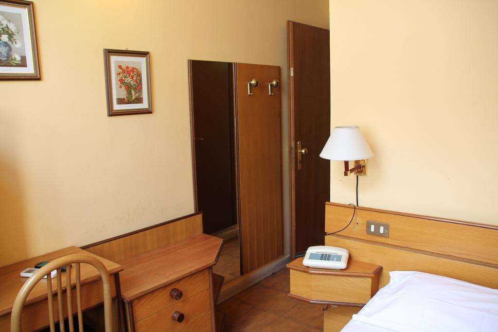 Hotel Vecchia Milano Exterior photo